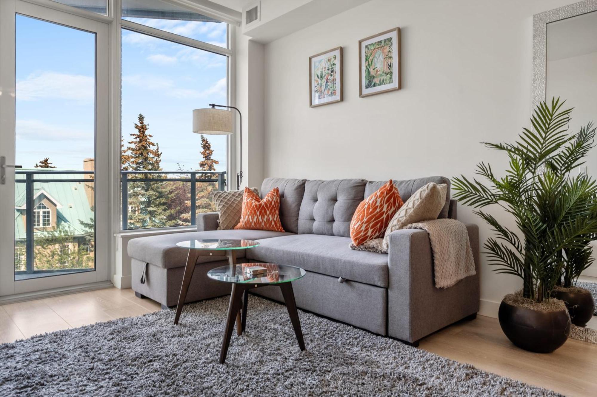 Guest Favorite Riverside Retreat- Walking Trails, Downtown Near Stampede! Free Banff Pass, Wine, Gym, Parking! Calgary Bagian luar foto